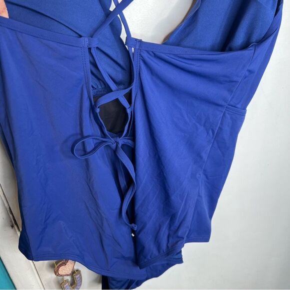 La Blanca Women's Swimsuit Plus Size Petal Pusher Midnight Blue Mio One Piece - Picture 7 of 10